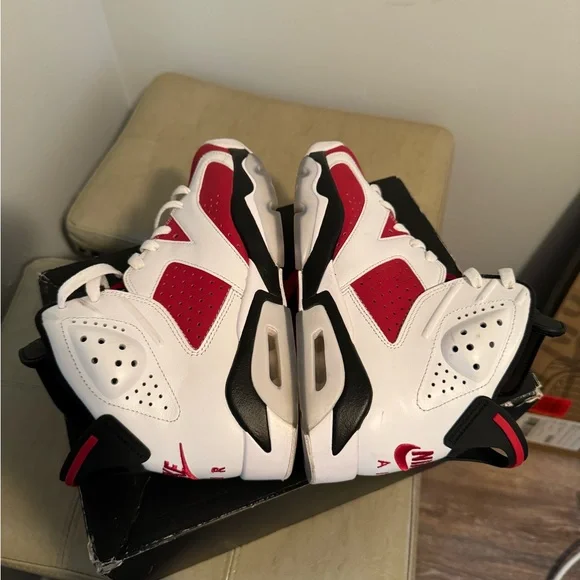 Jordan 6 Carmine - Picture 3 of 9